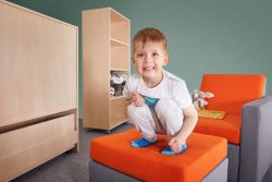 SESSEL MIT ARMLEHNEN JP12